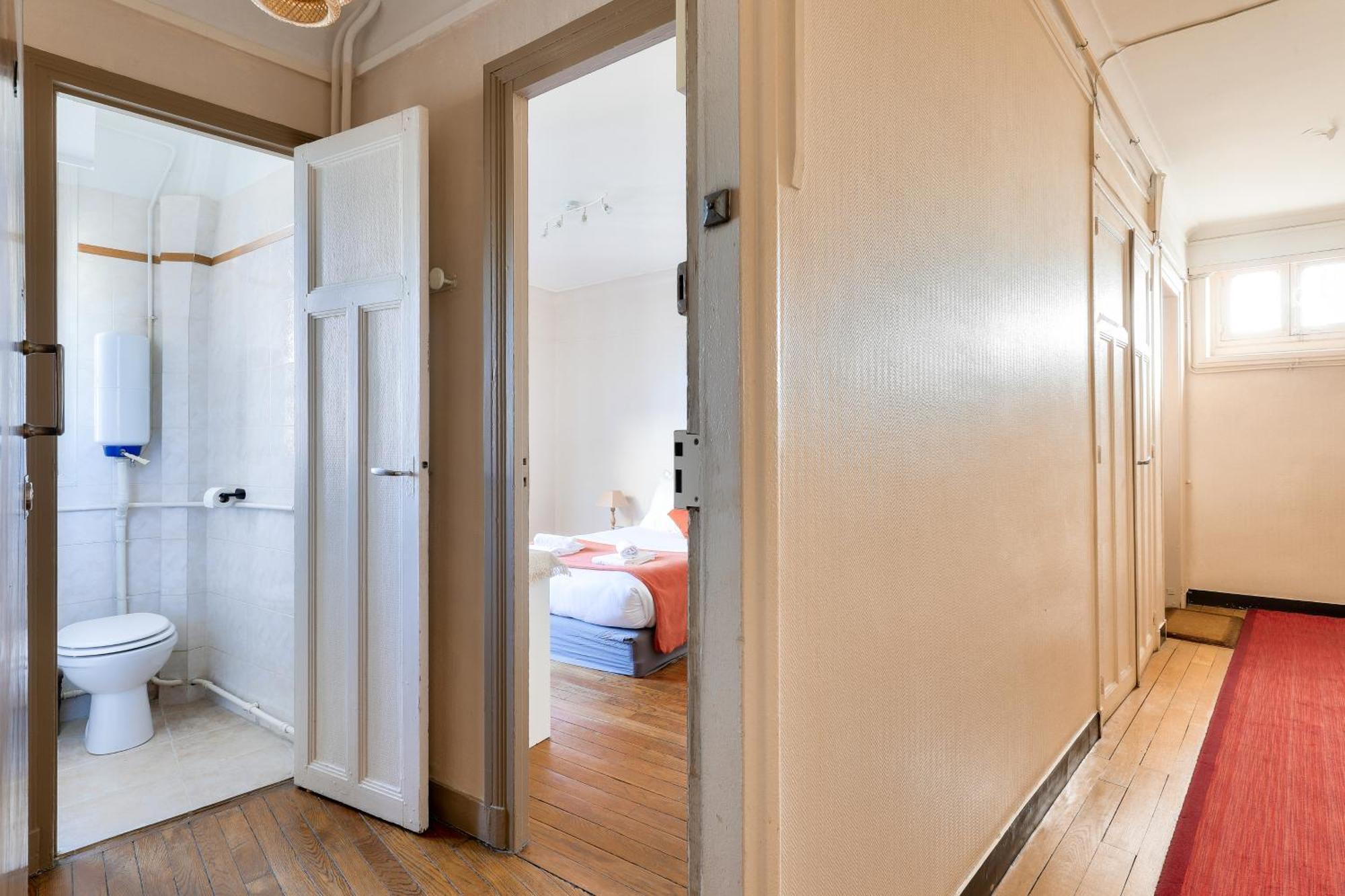 Apartment Quiet & Bright Studio-prime Loc-pantheon 05 Paris